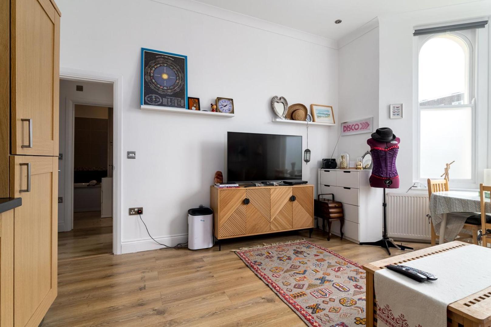 Guestready - Charming Retreat In West Green Λονδίνο Δωμάτιο φωτογραφία